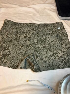 Magellan Outdoors Olive Green Camo Women's Shorts